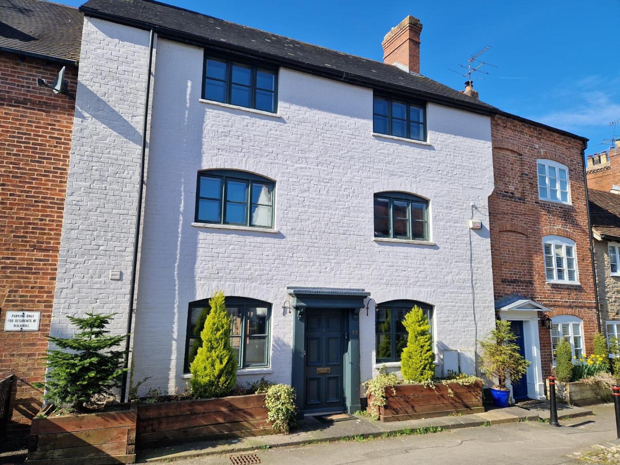 Ludlow - Linnet House - Well Presented Townhouse With Parking - Perfect Location For Exploring On Foot, Sleeps Up To 8 Guests - Hosted By Rentmyhouse Exterior photo